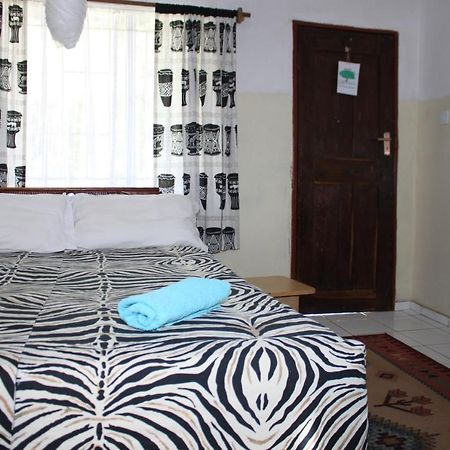 Reed Mat Lodge Λουσάκα Εξωτερικό φωτογραφία