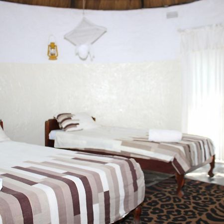 Reed Mat Lodge Λουσάκα Εξωτερικό φωτογραφία