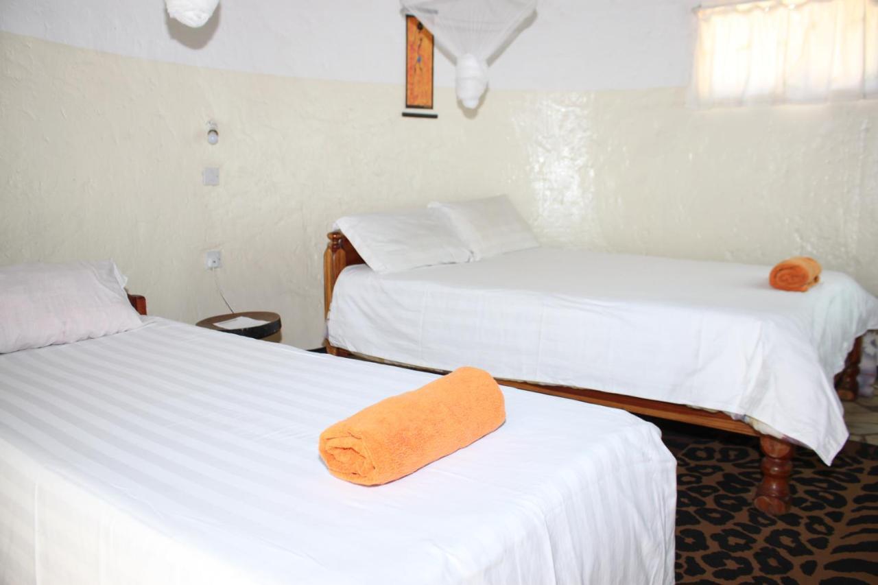 Reed Mat Lodge Λουσάκα Εξωτερικό φωτογραφία
